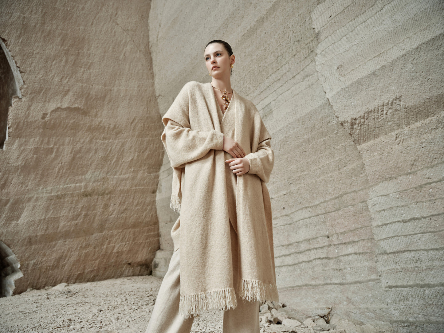 100% Cashmere Sweater - Cover Shoulder