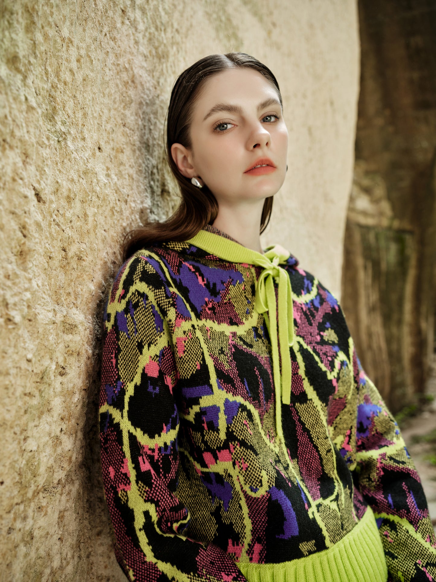 100% Cashmere Sweater - Neon Jungle